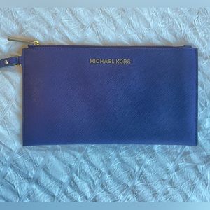 Michael Kors wristlet